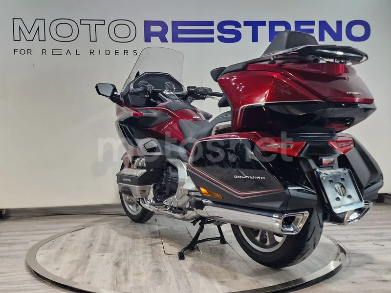 Honda GL1800 Gold Wing - Vista 3