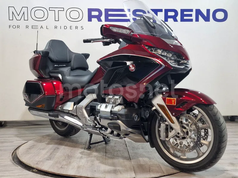 Honda GL1800 Gold Wing - Vista 5
