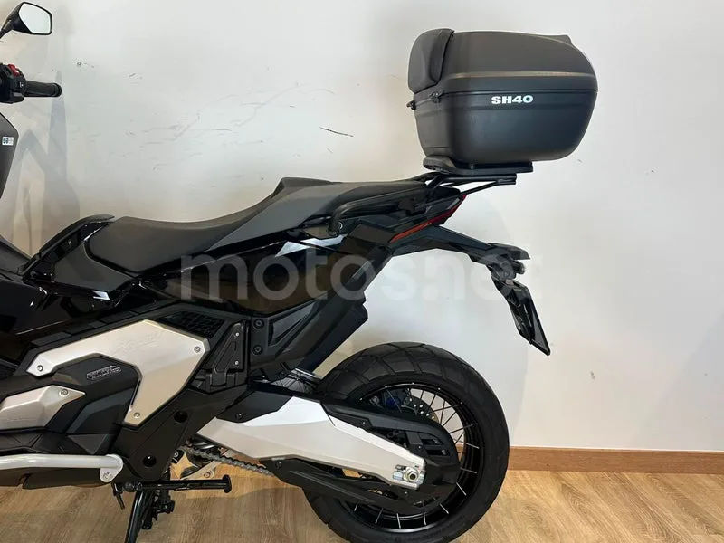 Honda X-ADV - Vista 3