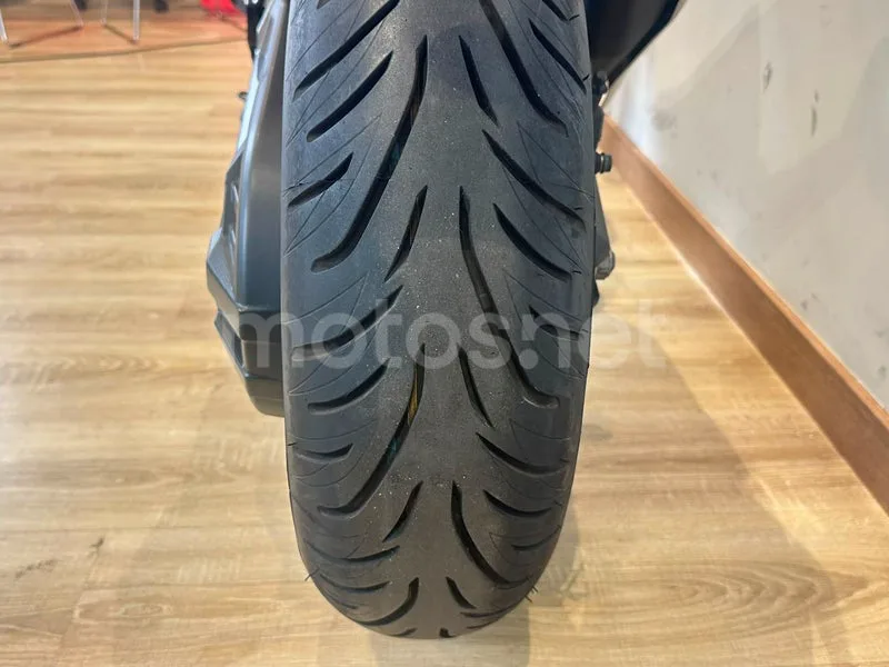 Honda X-ADV - Vista 6