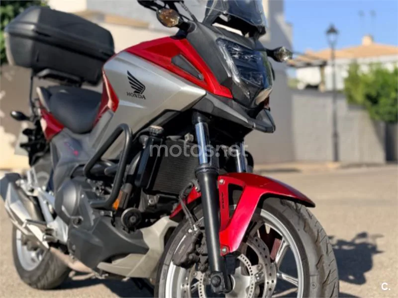 Honda NC750X - Vista 3