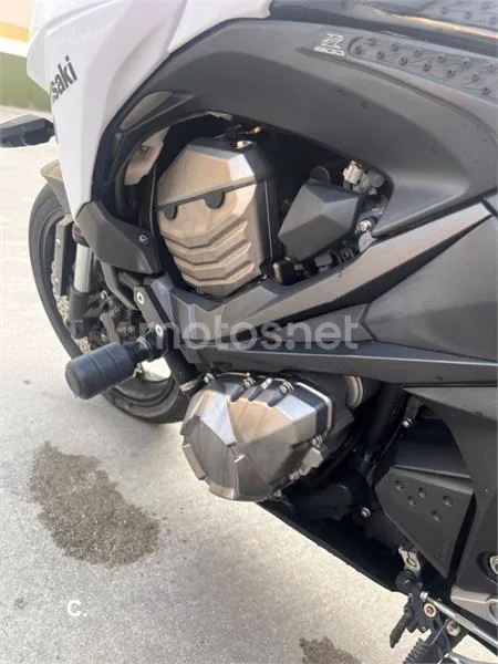 Kawasaki Z800 - Vista 6