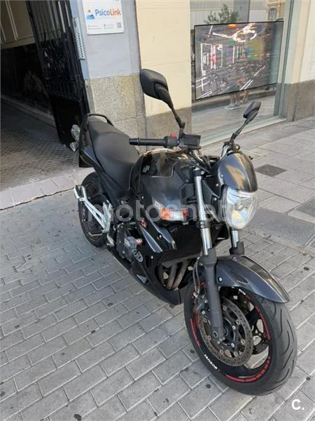 Suzuki GSR600 3100 € 2011 Madrid - 1