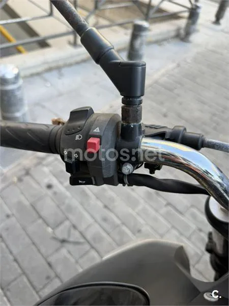 Suzuki GSR600 - Vista 15