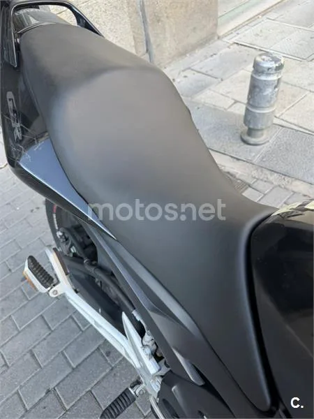 Suzuki GSR600 - Vista 9