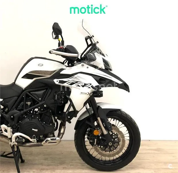 Benelli TRK 502 - Vista 4