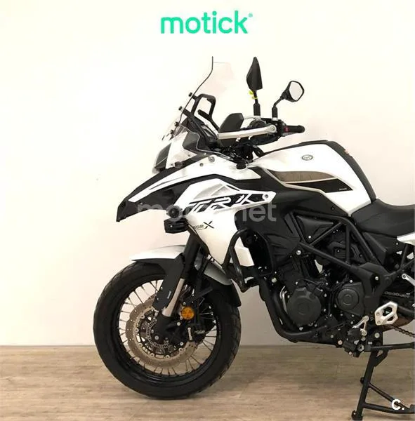 Benelli TRK 502 - Vista 7