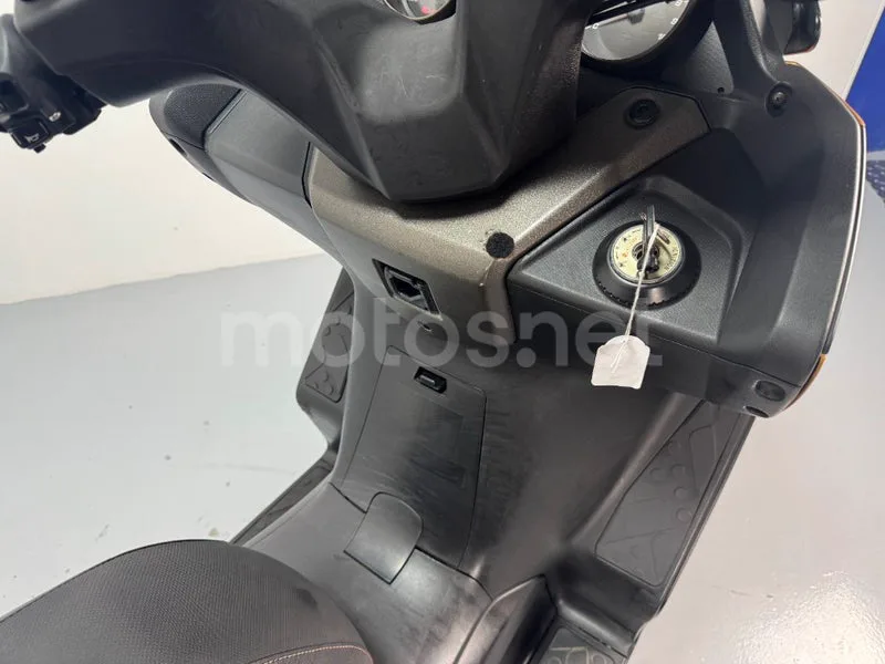Kymco Super Dink 125 - Vista 11