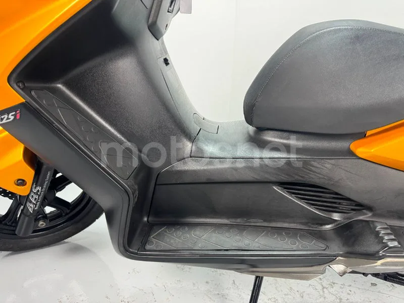 Kymco Super Dink 125 - Vista 19