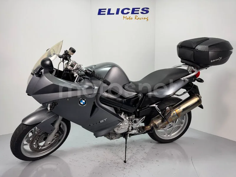 BMW F 800 ST - Vista 14