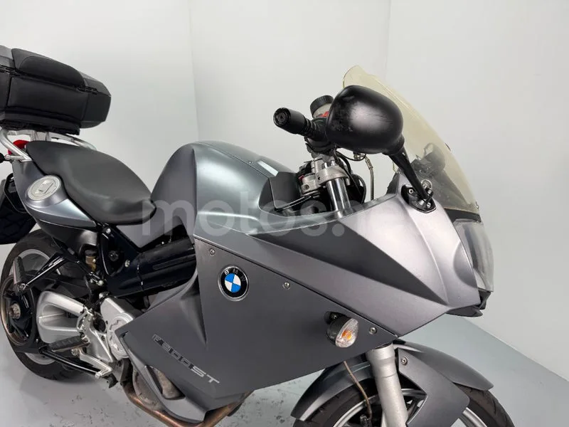 BMW F 800 ST - Vista 3