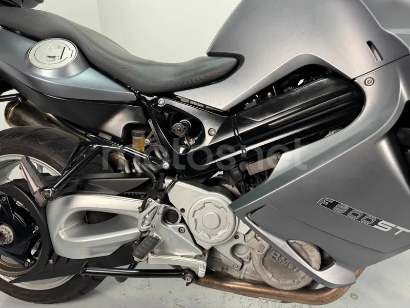 BMW F 800 ST - Vista 6