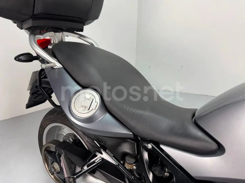 BMW F 800 ST - Vista 7