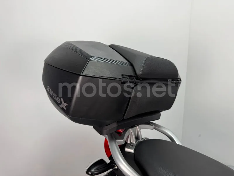 BMW F 800 ST - Vista 8