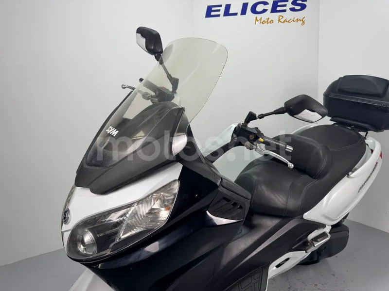 SYM Maxsym 600 - Vista 16
