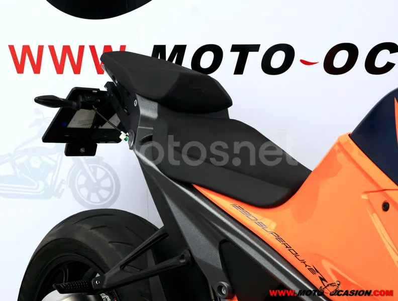 KTM 1290 Super Duke R - Vista 11