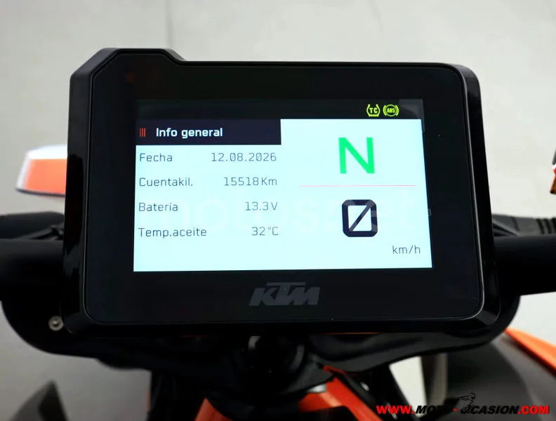 KTM 1290 Super Duke R - Vista 6