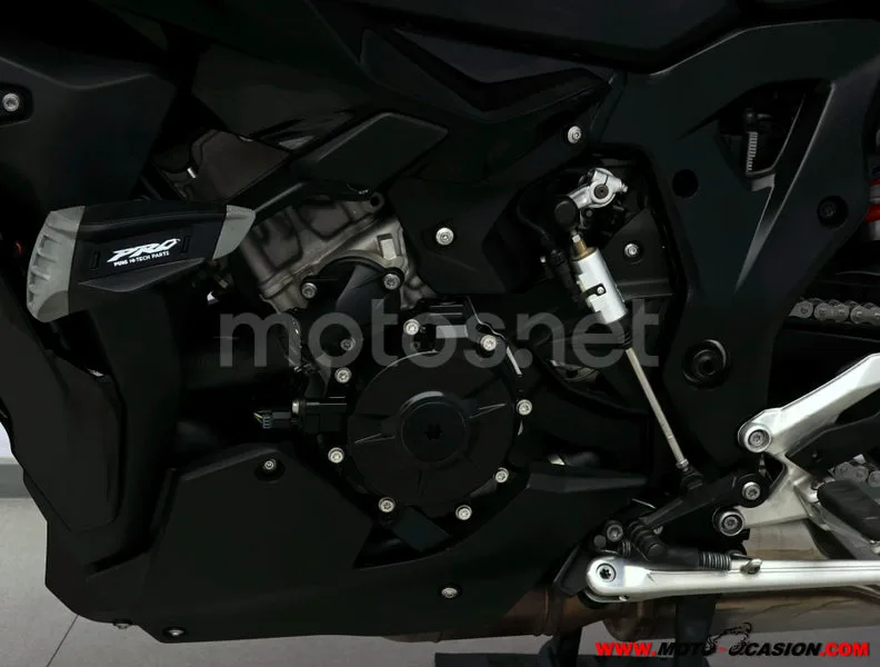 BMW S 1000 XR - Vista 10