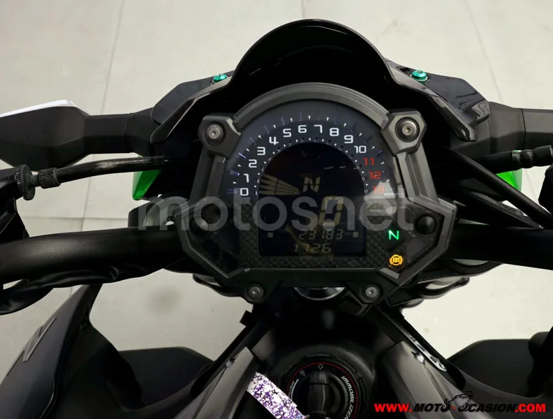 Kawasaki Z900 - Vista 6