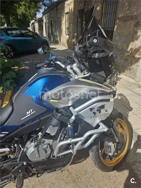CFMOTO 800MT - Vista 3
