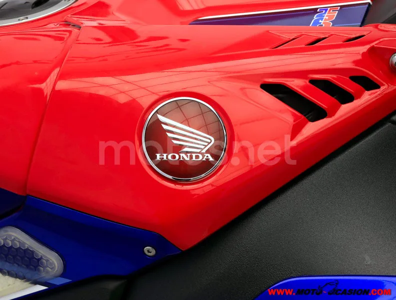 Honda CBR1000RR-R Fireblade - Vista 9