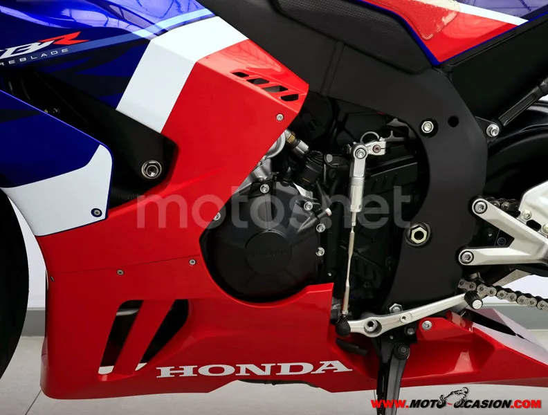 Honda CBR1000RR-R Fireblade - Vista 10