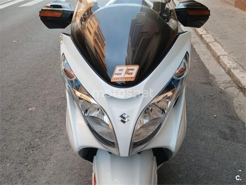 Suzuki Burgman 400 2900 € 2014 Valencia - 2