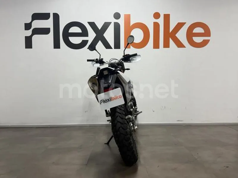 Husqvarna 701 Enduro - Vista 5
