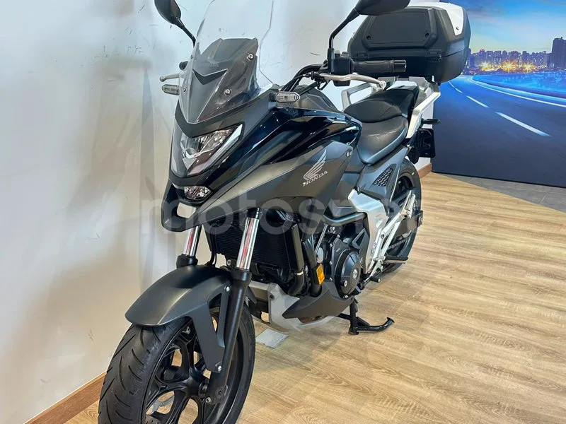 Honda NC750X - Vista 4