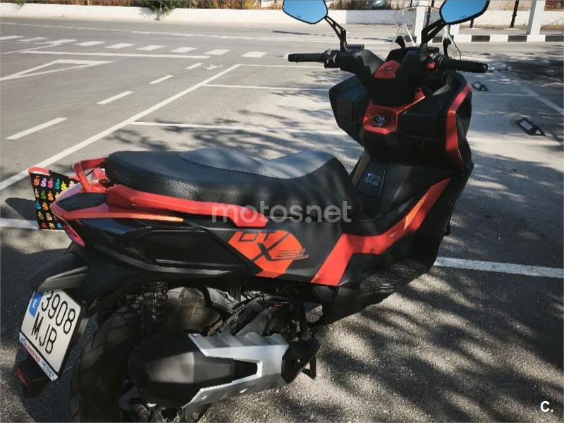 Kymco DTX 125 - Vista 4