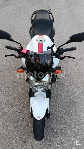 Yamaha FZ6 S2 - Vista 11