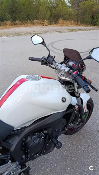 Yamaha FZ6 S2 - Vista 13