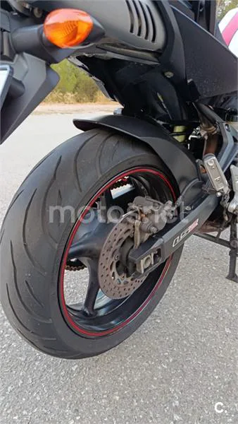 Yamaha FZ6 S2 - Vista 14