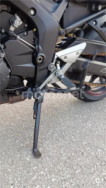 Yamaha FZ6 S2 - Vista 16