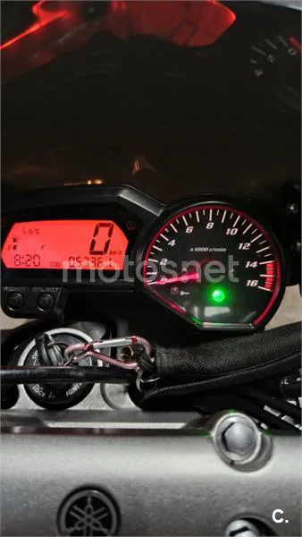 Yamaha FZ6 S2 - Vista 20