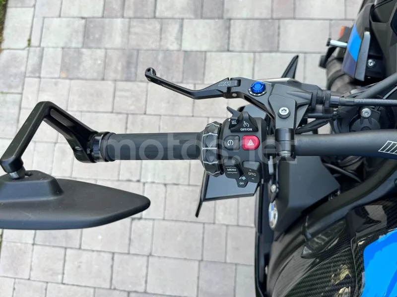 BMW M 1000 R - Vista 12