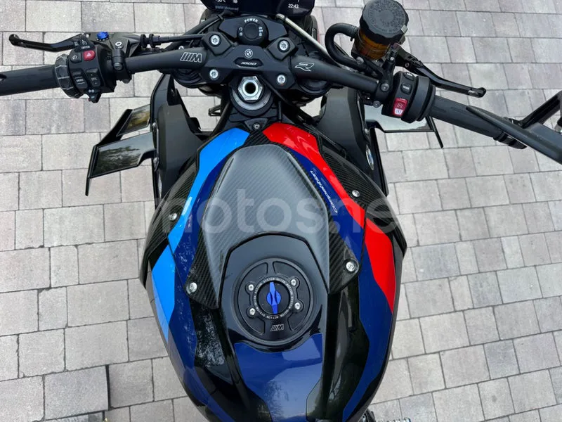 BMW M 1000 R - Vista 17