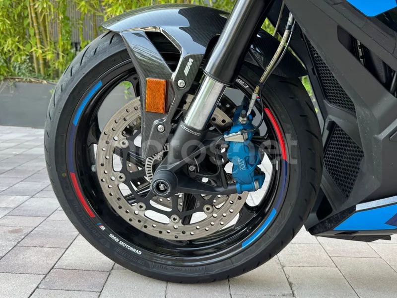 BMW M 1000 R - Vista 3
