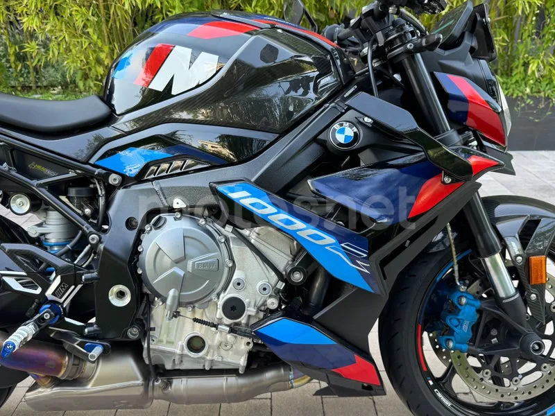 BMW M 1000 R - Vista 22