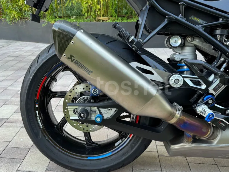 BMW M 1000 R - Vista 24
