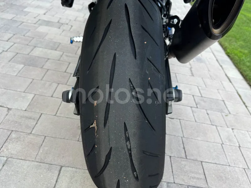 BMW M 1000 R - Vista 27