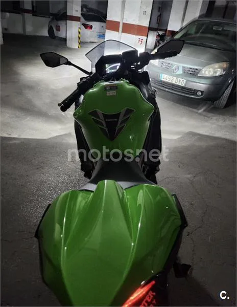 Kawasaki Ninja 650 - Vista 7