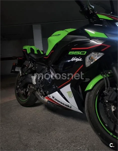 Kawasaki Ninja 650 - Vista 9