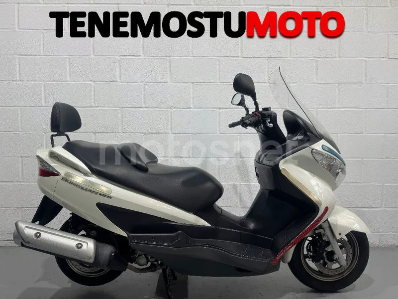 Suzuki Burgman 125 1700 € 2012 Zaragoza - 1
