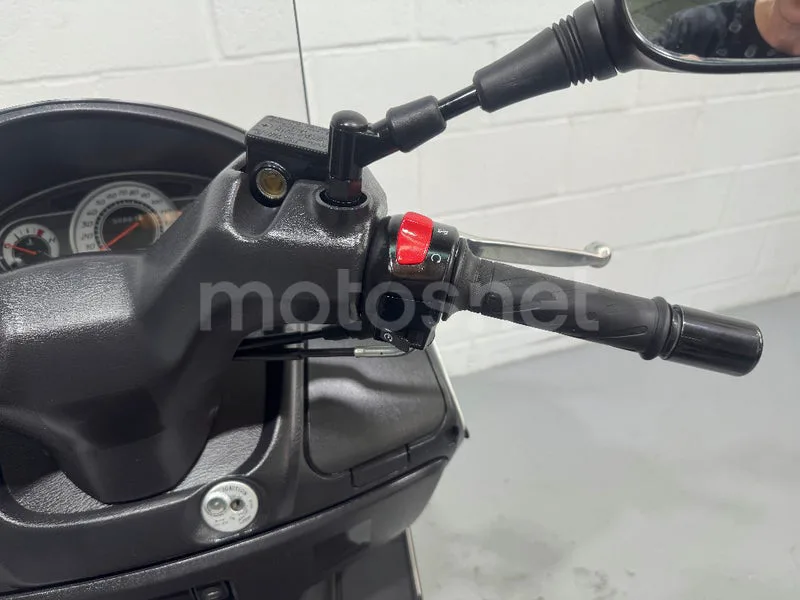 Suzuki Burgman 125 - Vista 28