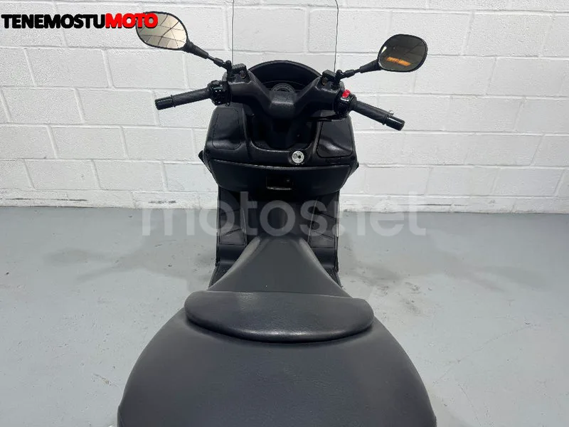 Suzuki Burgman 125 - Vista 9