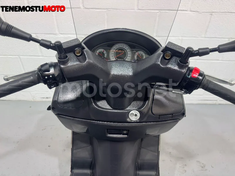 Suzuki Burgman 125 - Vista 10