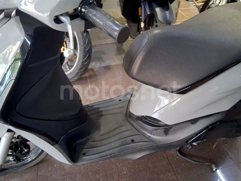 Piaggio Liberty S 50 - Vista 14