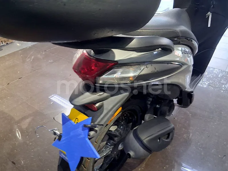 Piaggio Liberty S 50 - Vista 16