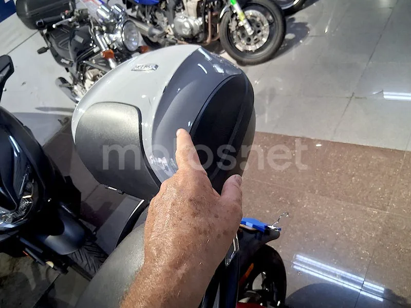 Piaggio Liberty S 50 - Vista 17